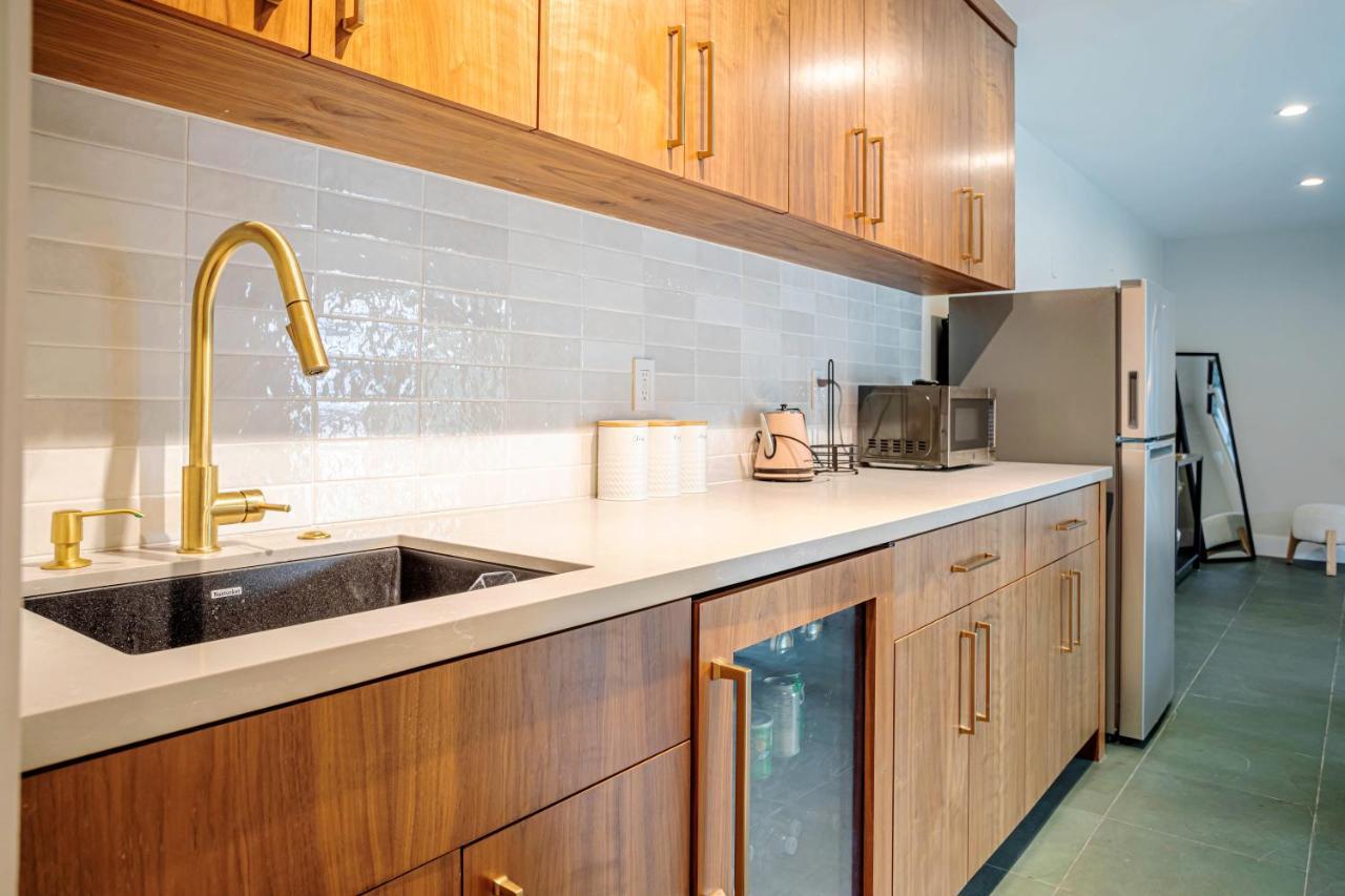 Serene 1 Bed Guest House With Patio Sleeps 6 로스앤젤레스 외부 사진